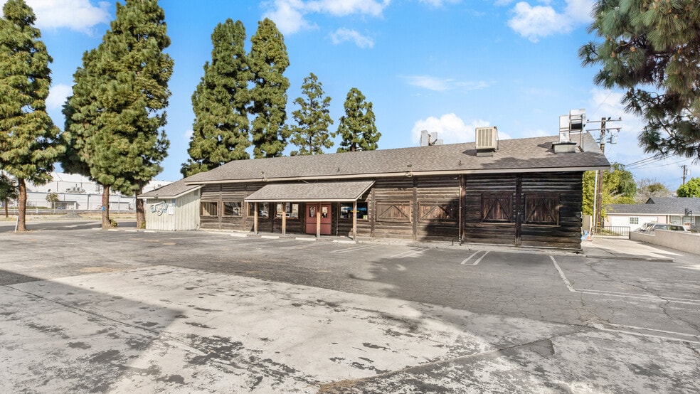 More Photos Of 5544 W 119th St, Inglewood Restaurant For Lease