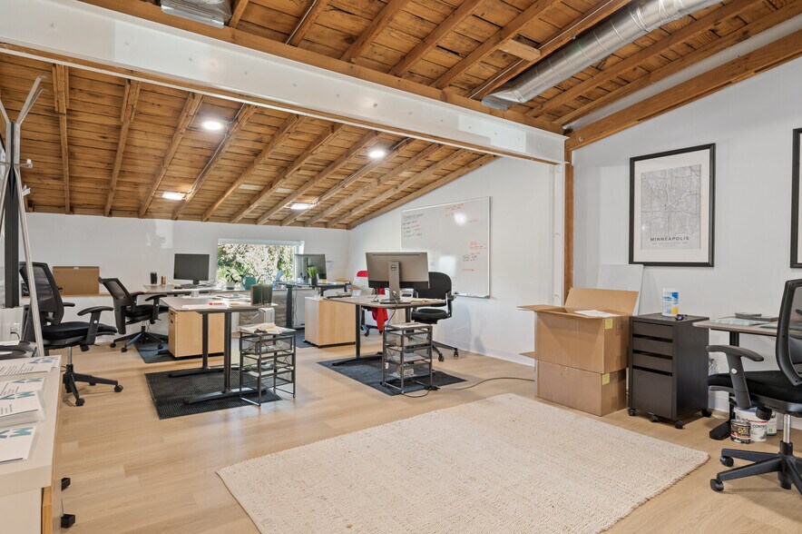 More Photos Of 1153 SE 16th Ave, Minneapolis Coworking Space