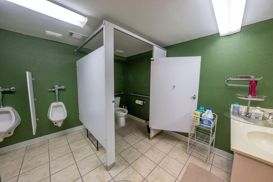 More Photos Of 12307 Highway 6, Iredell Religious Facility For Sale