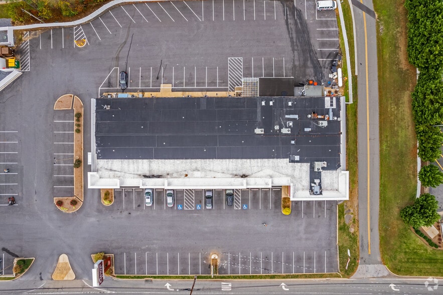 More Photos Of 10068-10120 Southern Maryland Blvd, Dunkirk Unknown For Lease