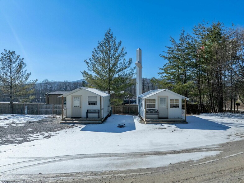More Photos Of 269 Luther Seiber Blvd, Pioneer Land For Sale