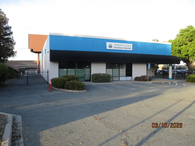 More Photos Of 2685 E Leland Rd, Pittsburg Freestanding For Lease