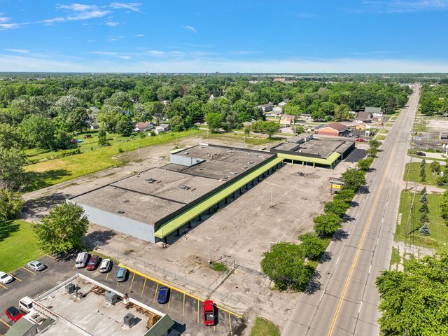 More Photos Of 3402 Richfield Rd, Flint Freestanding For Lease