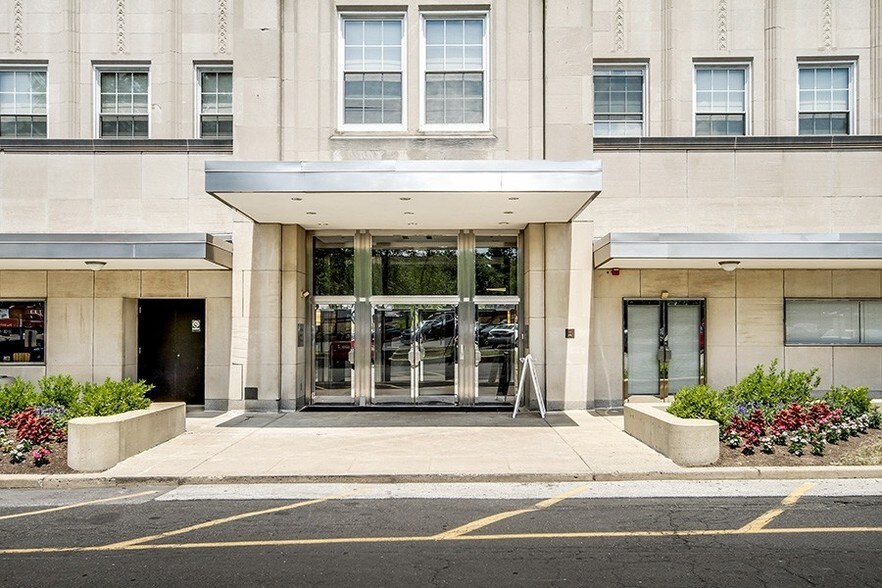 More Photos Of 610 Old York Rd, Jenkintown Office For Lease