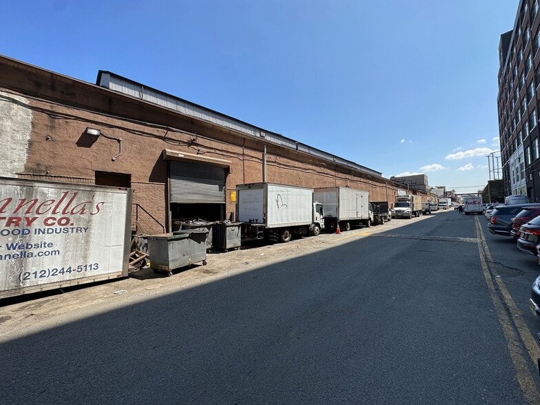 More Photos Of 29 53rd St, Brooklyn Warehouse For Lease