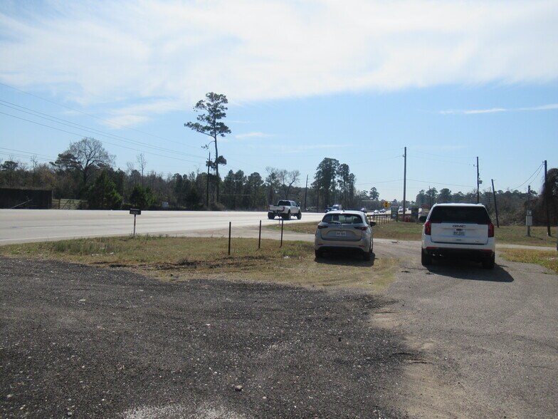 More Photos Of 26205 FM 2978, Magnolia Light Distribution For Sale