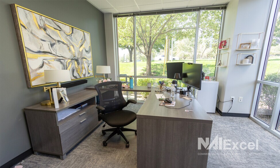 More Photos Of 6575 S Redwood Rd, Taylorsville Office For Lease