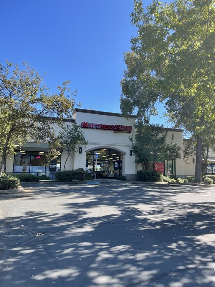 Primary Photo Of 12190 Tributary Ln, Rancho Cordova Freestanding For Lease