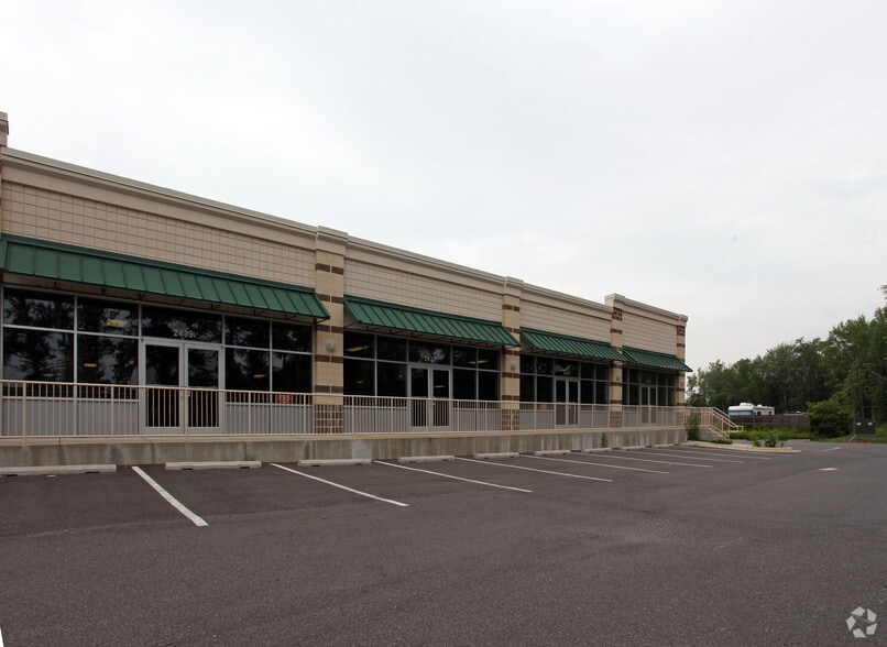 More Photos Of 2433-2443 Crain Hwy, Waldorf Unknown For Lease
