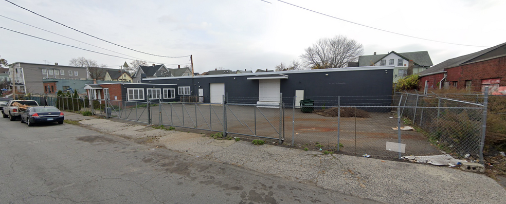 Primary Photo Of 1318 Kossuth St, Bridgeport Warehouse For Sale