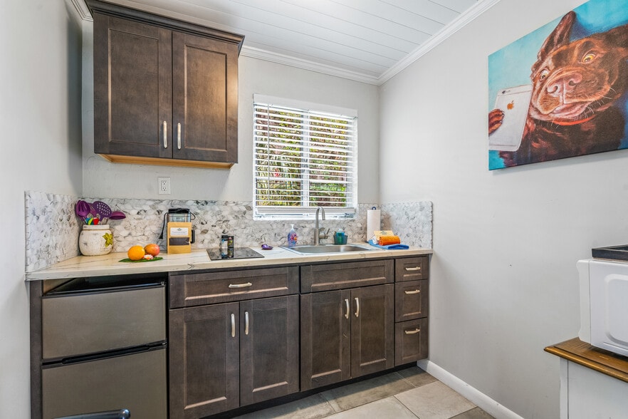 More Photos Of 11450 S Indian River Dr, Sebastian Hotel For Sale