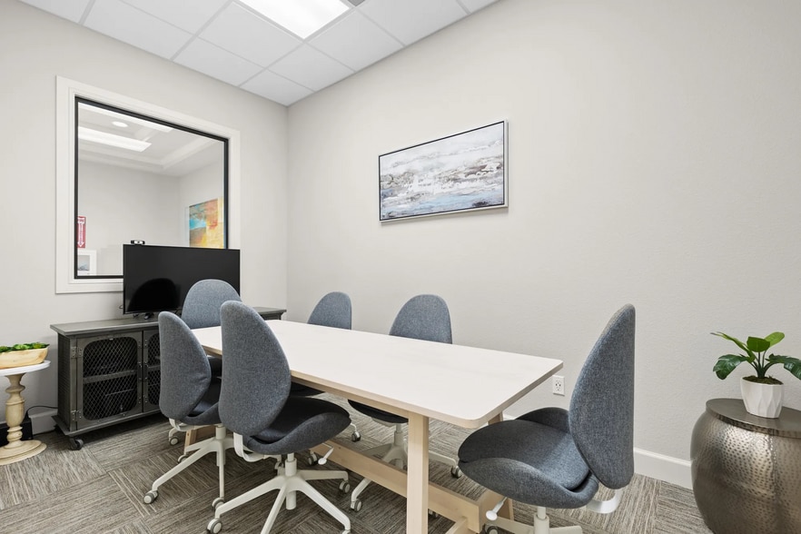 More Photos Of 28789 Hardin Store Rd, Magnolia Office For Sale