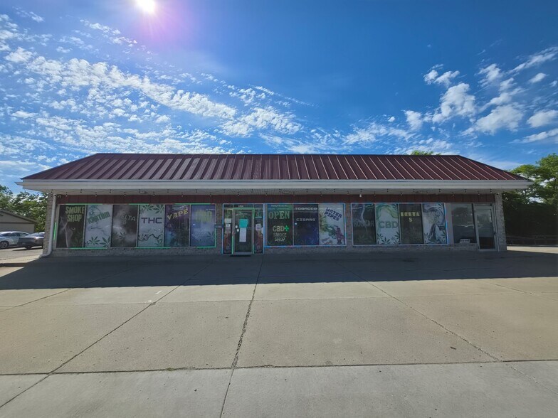 Primary Photo Of 4317 Sunset Blvd, Steubenville Convenience Store For Lease
