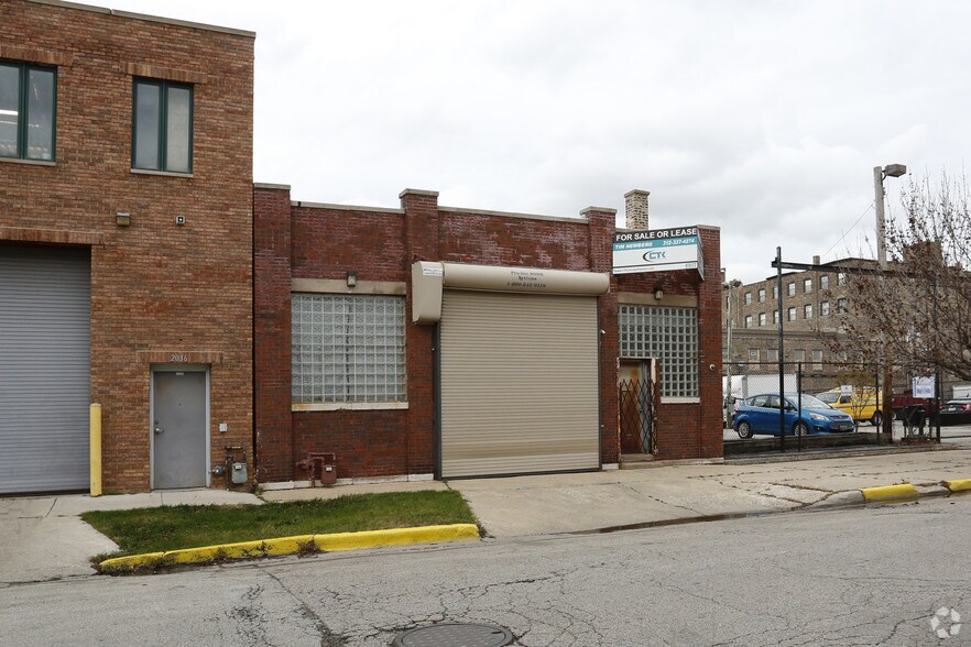 More Photos Of 2034 W Walnut St, Chicago Warehouse For Lease