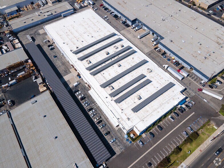 More Photos Of 21310-21314 Lassen St, Chatsworth Warehouse For Lease