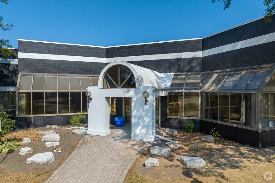 More Photos Of 50 Casmir Ct, Concord Flex For Lease