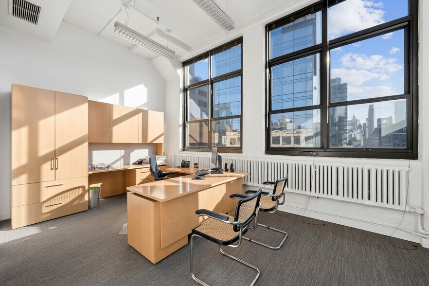 More Photos Of 150 Varick St, New York Loft Creative Space For Lease