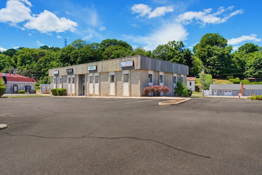 More Photos Of 572 Route 6, Mahopac Medical For Lease