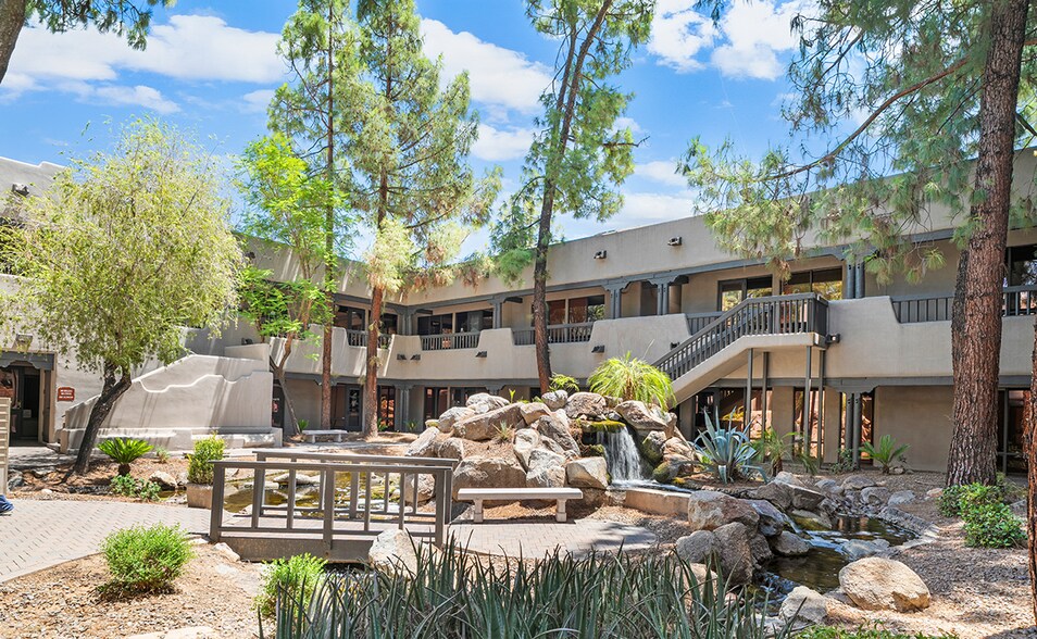 Primary Photo Of 301 E Bethany Home Rd, Phoenix Office For Lease