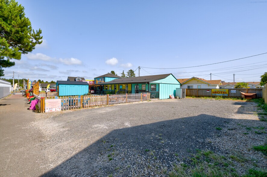 More Photos Of 601 Pacific Ave S, Long Beach Storefront Retail Residential For Sale