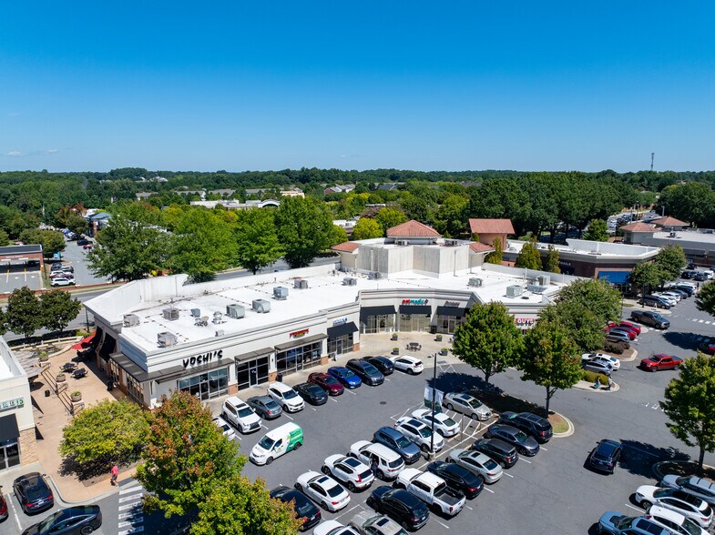 More Photos Of 9810-9848 Gilead Rd, Huntersville Unknown For Lease
