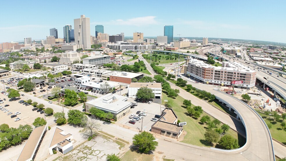 More Photos Of 1415 Ballinger St, Fort Worth Office For Sale