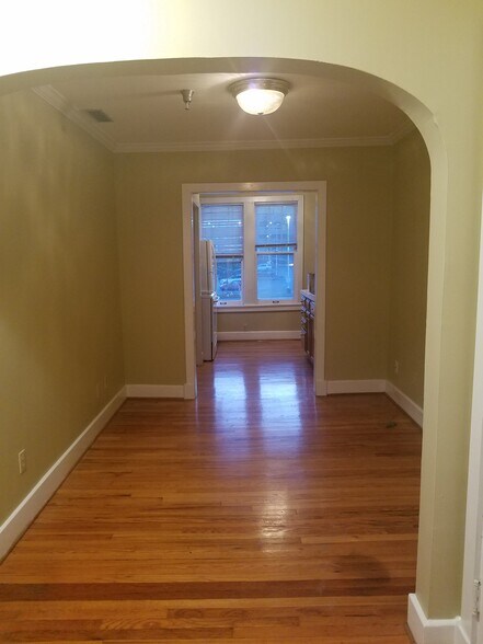 More Photos Of 331 22nd Ave N, Nashville Office For Sale