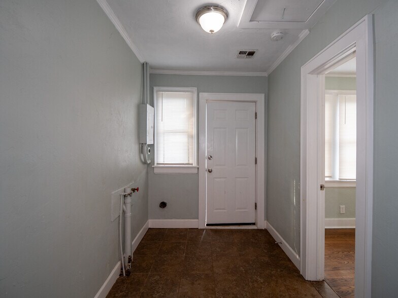 More Photos Of 1000 NE 19th St, Oklahoma City Multifamily For Sale