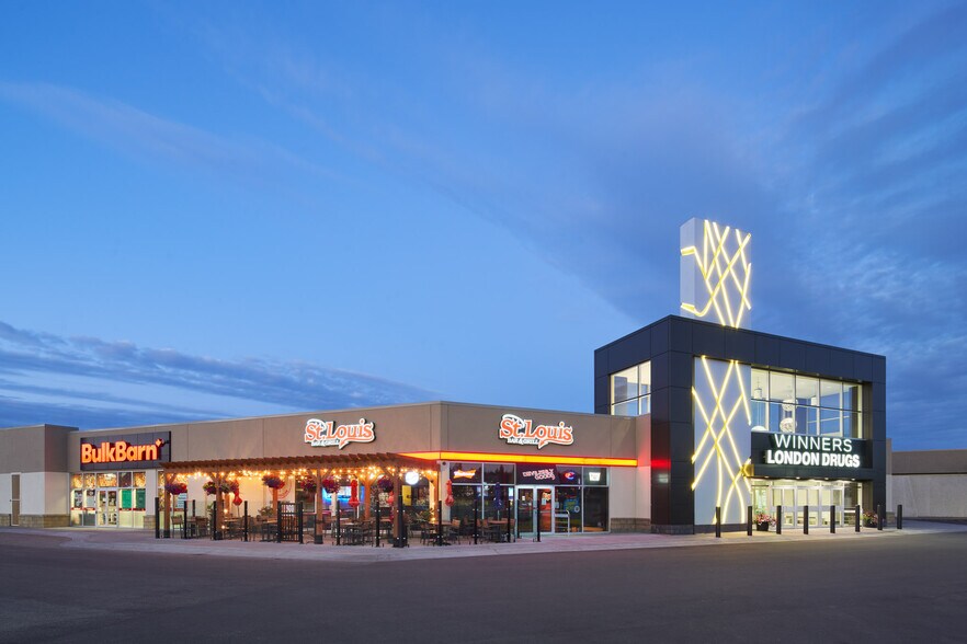 More Photos Of 375 St Albert Trl, St. Albert Department Store For Lease