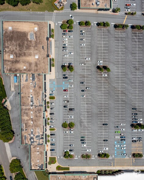 More Photos Of 3630 Peachtree Pky, Suwanee Unknown For Lease