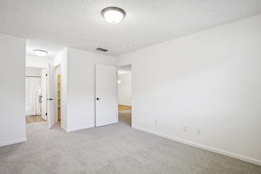 More Photos Of 6546 Auburn Blvd, Citrus Heights Apartments For Sale