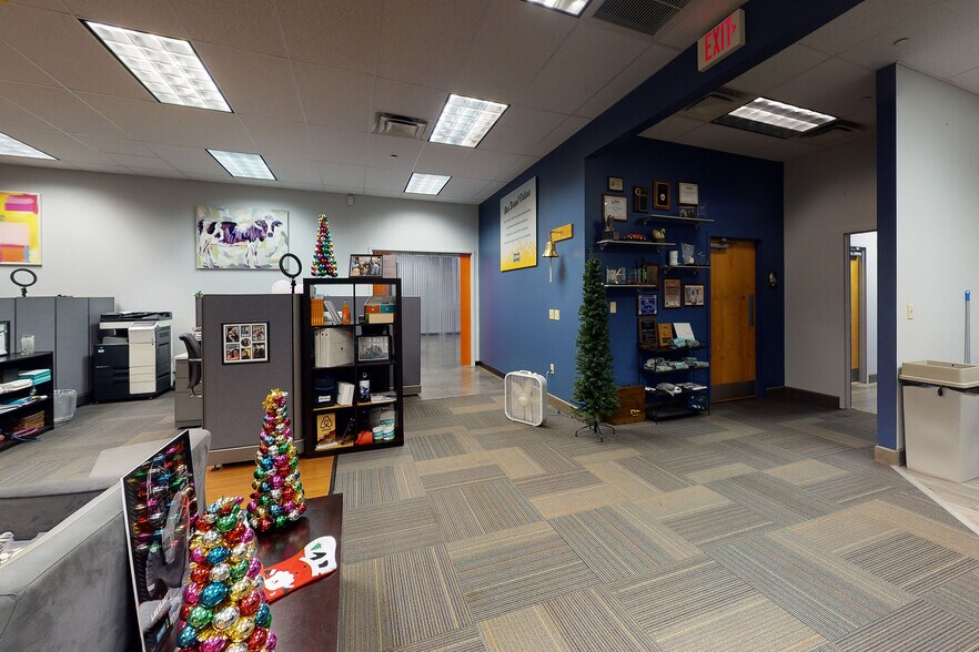 More Photos Of 6790 New Tampa Hwy, Lakeland Unknown For Lease