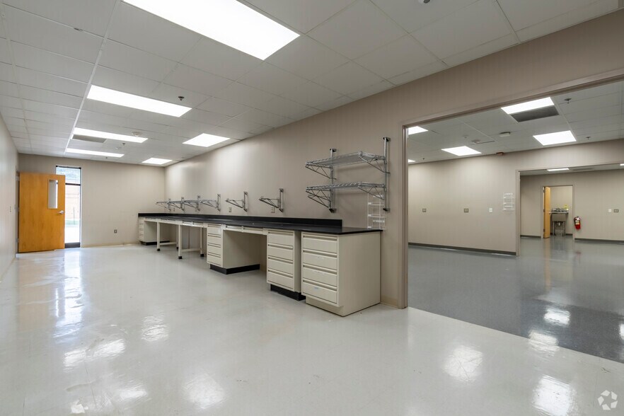 More Photos Of 1200-1250 Eisenhower Pl, Ann Arbor Research And Development For Sale