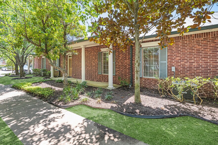 More Photos Of 4501 Cartwright Rd, Missouri City Medical For Sale