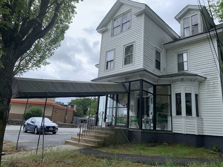 More Photos Of 642 East Ave, Warwick Storefront Retail Office For Sale