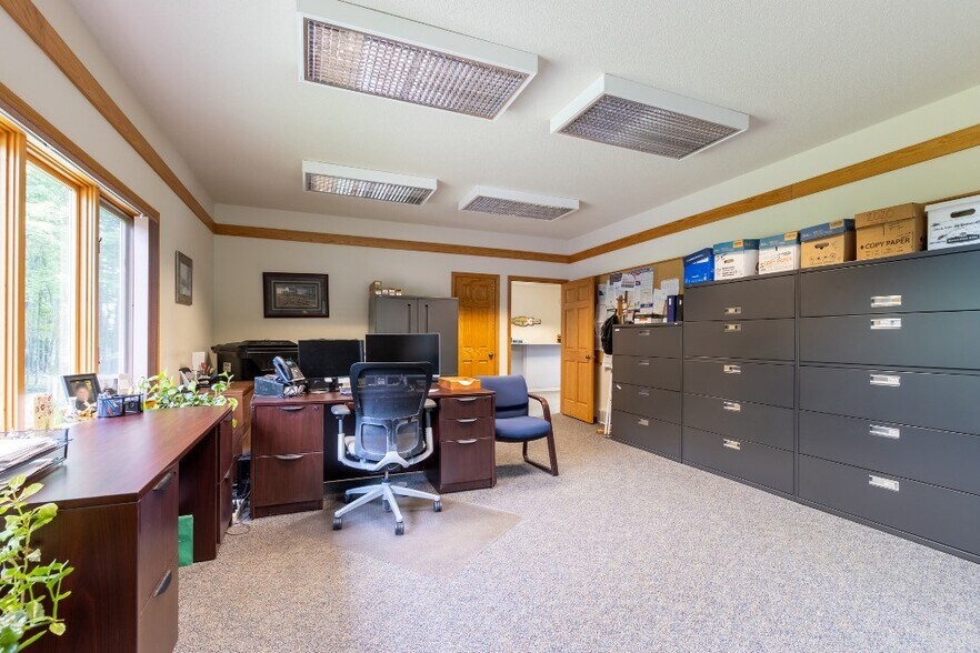 More Photos Of 226126 Hummingbird Rd, Wausau Medical For Sale