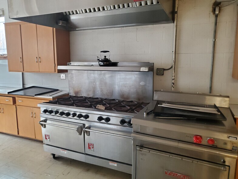 More Photos Of 4201 W 50th St, Edina Specialty For Sale