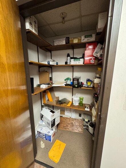 More Photos Of 8716 SE 15th St, Oklahoma City Distribution For Sale