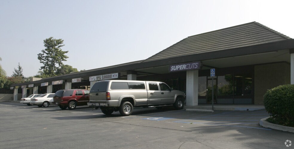 More Photos Of 1499 W Arrow Hwy, San Dimas Freestanding For Lease