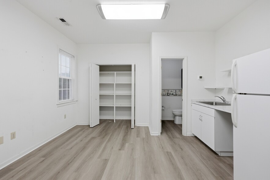 More Photos Of 2303 Pruden Blvd, Suffolk Healthcare For Sale