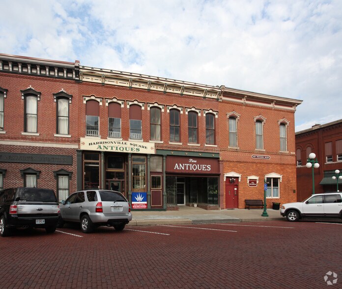 More Photos Of 102-104 S Independence St, Harrisonville Storefront Retail Office For Sale