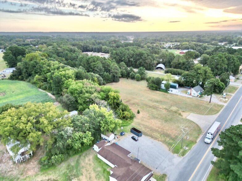 Primary Photo Of 16445 General Puller Hwy, Deltaville Land For Sale