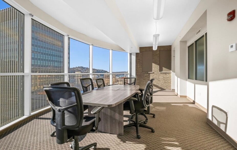 More Photos Of 109 Capitol St, Charleston Office Residential For Sale