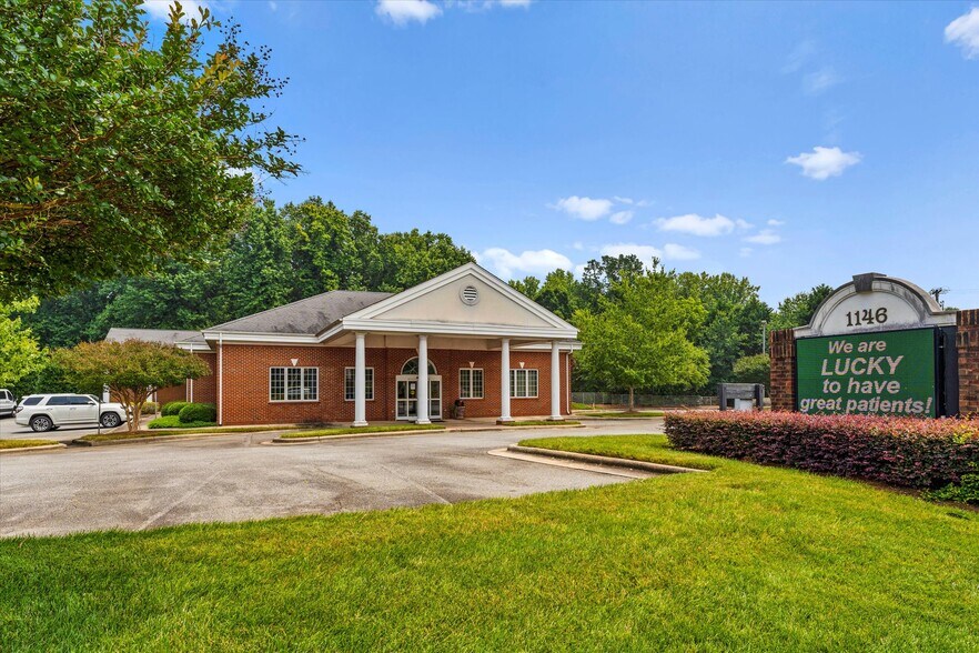 More Photos Of 1146 N New Hope Rd, Gastonia Medical For Sale