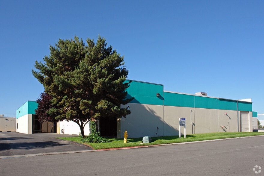 Primary Photo Of 581-587 Dunn Cir, Sparks Warehouse For Lease