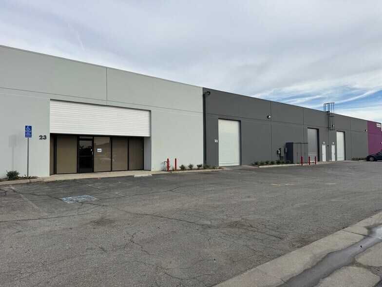More Photos Of 12325 Mills Ave, Chino Warehouse For Lease