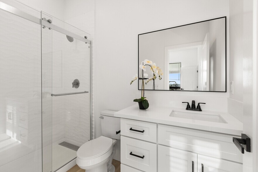 More Photos Of 5727 Lauretta St, San Diego Apartments For Sale