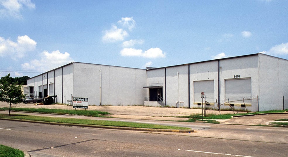 Primary Photo Of 6601-6607 Polk St, Houston Warehouse For Lease