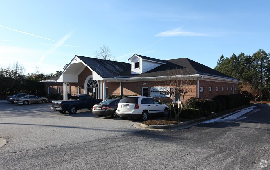More Photos Of 860 Collins Hill Rd, Lawrenceville Medical For Sale