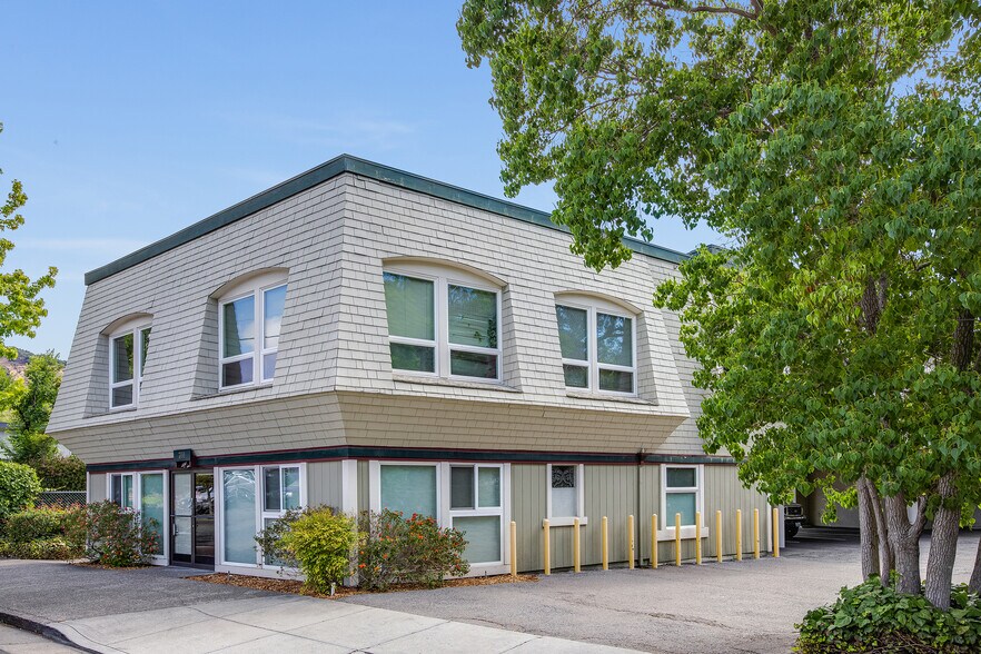 More Photos Of 700 E St, San Rafael Loft Creative Space For Lease